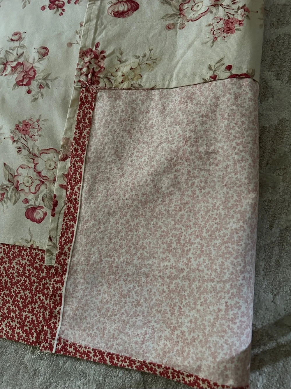 HANDMADE WAVERLY Valence Floral Cream & Rose Fabric